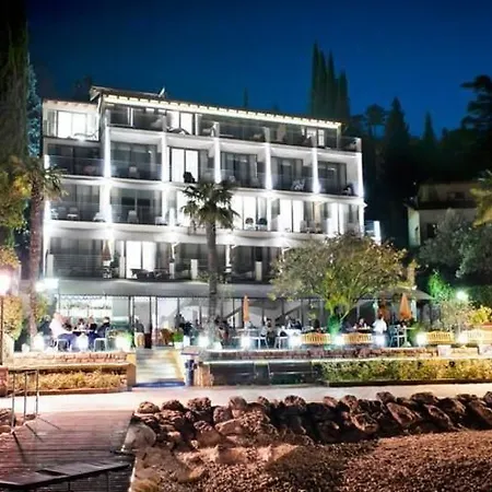 Otel Du